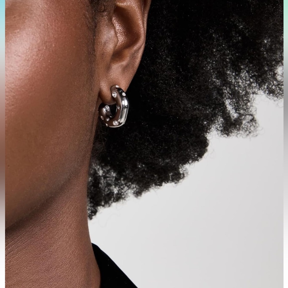 Anthropologie Silver plated Pearl Hopper earrings - Picture 2 of 5